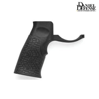 Daniel Defense AR-15 Pistol Grip with Trigger Guard in Black, 21-071-05177-006