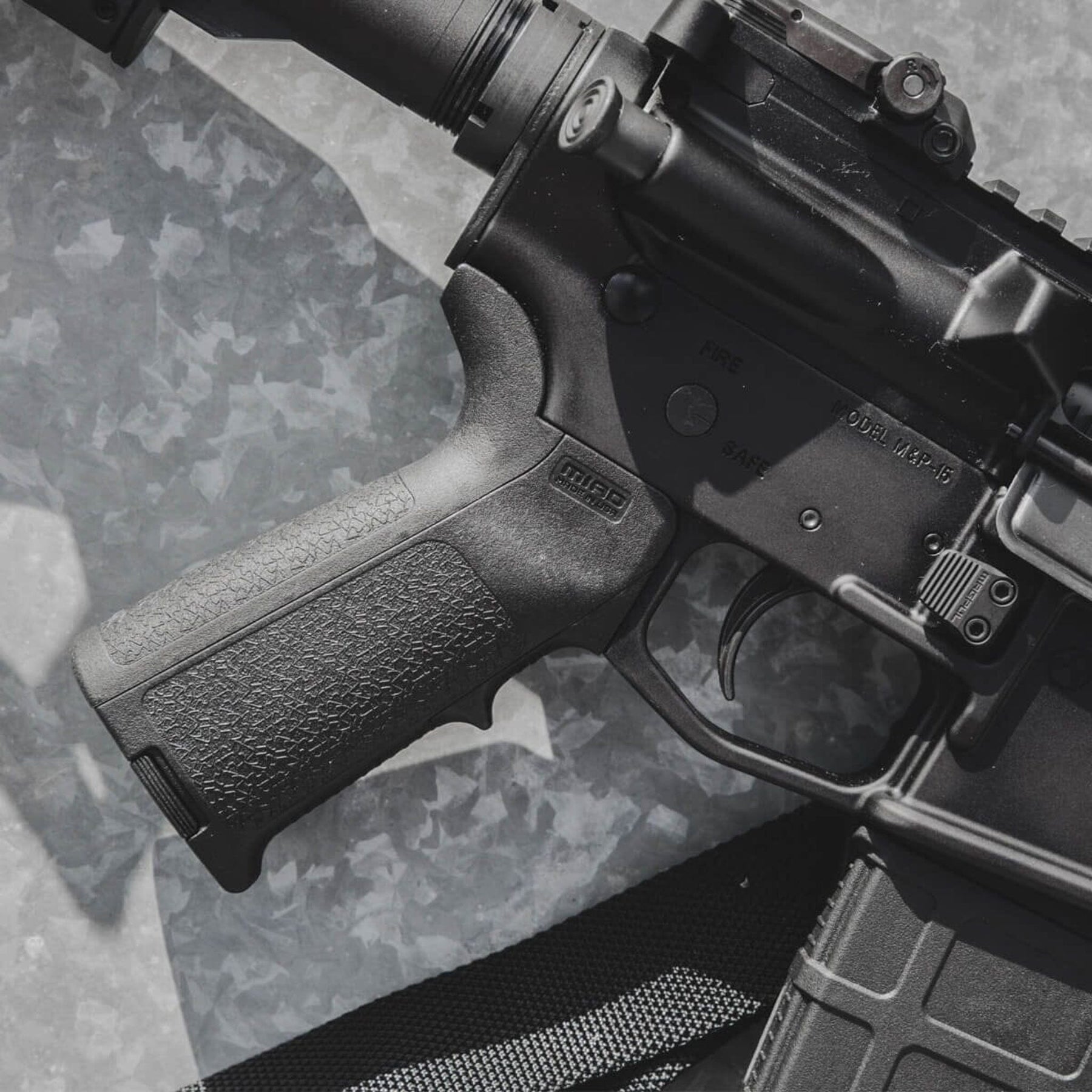Magpul MIAD GEN 1.1 Grip Kit Type 1 for AR-15/M4, view 6 of 6